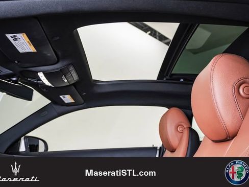 Used 2020 Mercedes-Benz C 300 4MATIC Coupe image 17