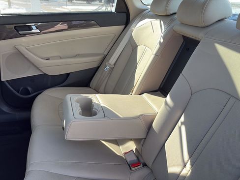 Used 2019 Hyundai Sonata Limited w/ Ultimate Package 02 image 16