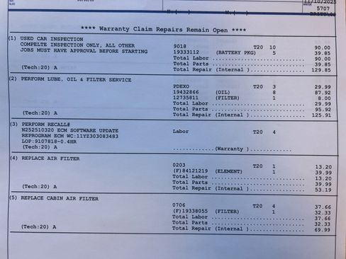 Used 2023 Chevrolet Silverado 1500 ZR2 w/ Technology Package image 32