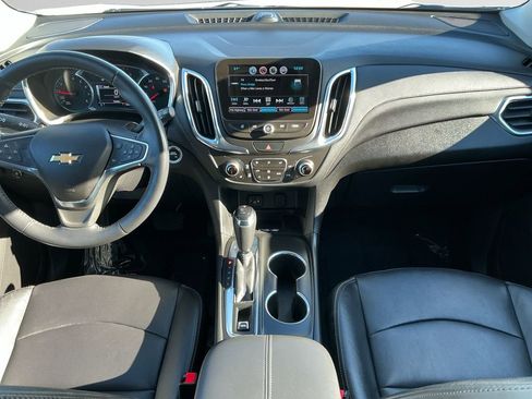 Used 2018 Chevrolet Equinox Premier image 10