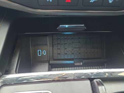 Used 2024 Ford Expedition Platinum AWD/4WD image 57