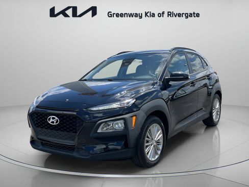 Used 2021 Hyundai Kona SEL FWD image 3