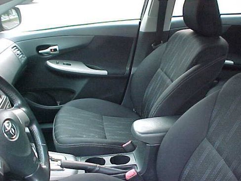 Used 2013 Toyota Corolla S w/ Premium Pkg FWD image 16