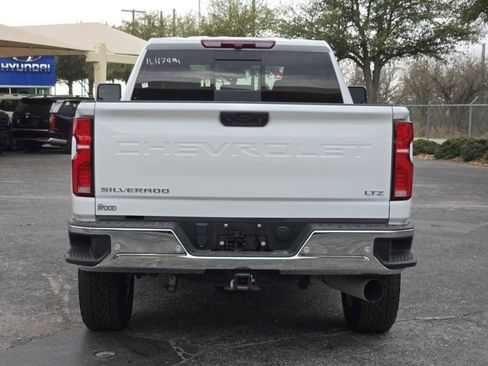 Certified 2024 Chevrolet Silverado 2500 LTZ w/ LTZ Convenience Package image 6