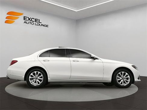 Used 2018 Mercedes-Benz E 300 4MATIC image 51