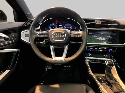 Certified 2023 Audi Q3 2.0T Premium w/ Convenience Package AWD/4WD image 6