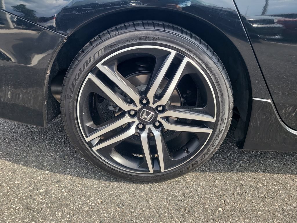 Used 2017 Honda Accord Sport Special Edition image 6