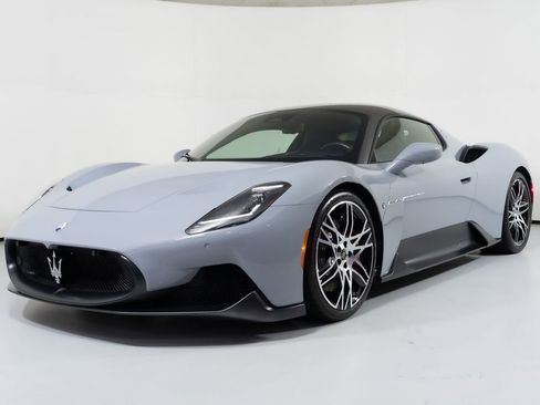 Used 2023 Maserati MC20 Coupe RWD image 11