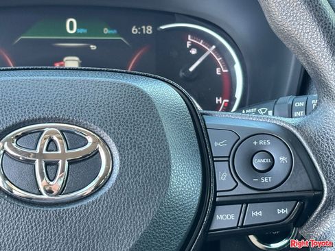 Certified 2025 Toyota RAV4 XLE AWD/4WD image 23