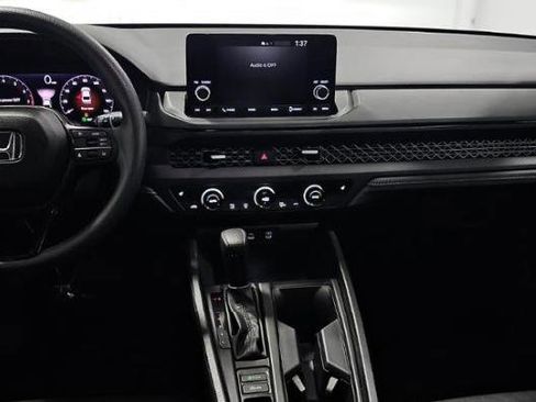 Used 2025 Honda Accord SE image 6