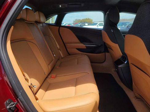 Used 2025 Lucid Air Touring AWD/4WD image 12
