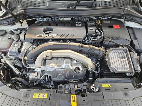 Certified 2025 Mercedes-Benz GLA 35 AMG 4MATIC image 23