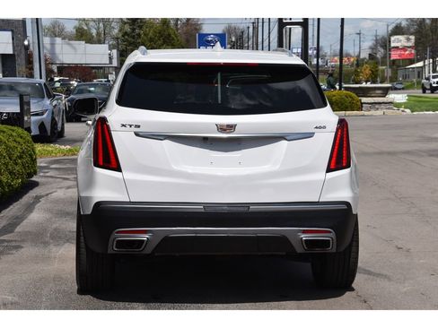 Used 2025 Cadillac XT5 Premium Luxury FWD image 5