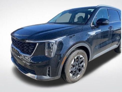 Used 2025 Kia Sorento S image 43