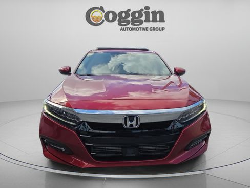 Used 2018 Honda Accord Touring image 8