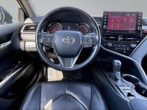 Used 2024 Toyota Camry XSE FWD image 5
