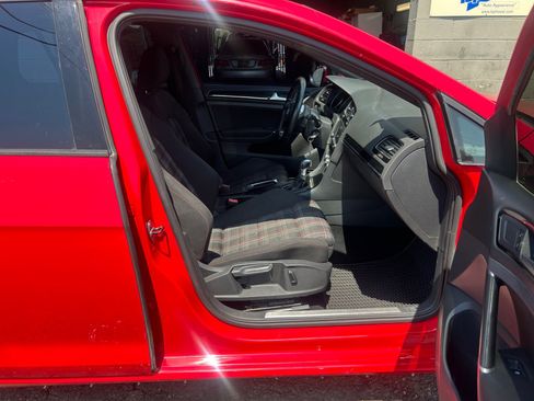 Used 2017 Volkswagen GTI S FWD image 30