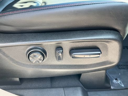 Used 2024 Honda Odyssey Sport image 18