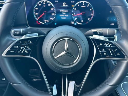 Used 2023 Mercedes-Benz E 350 4MATIC Sedan image 23