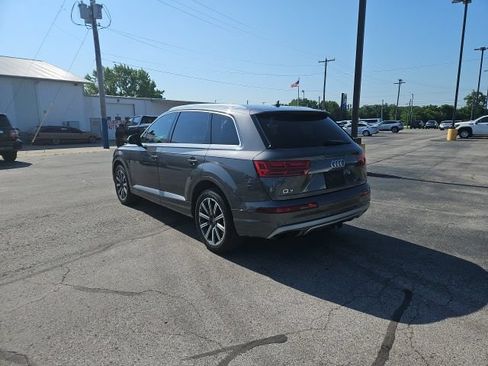 Used 2019 Audi Q7 3.0T Premium w/ Cold Weather Package AWD/4WD image 8