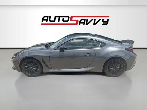 Used 2024 Toyota GR86 Premium RWD image 4
