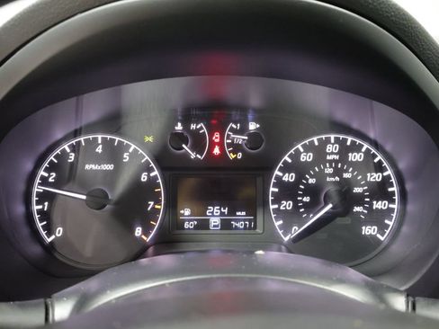 Used 2017 Nissan Sentra S FWD image 34