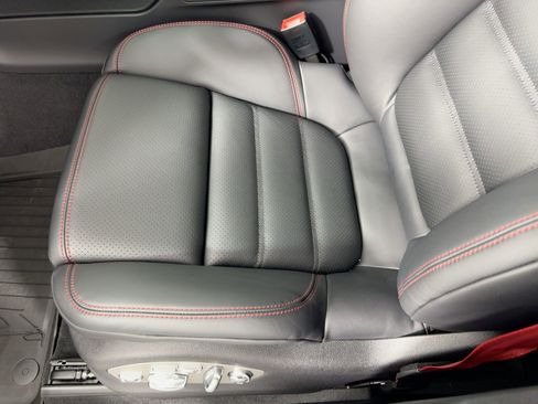 New 2026 Porsche Macan GTS image 14