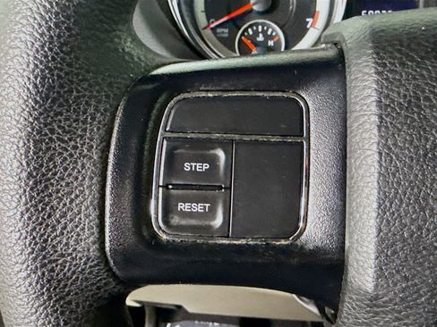 Used 2019 Dodge Grand Caravan SE image 14