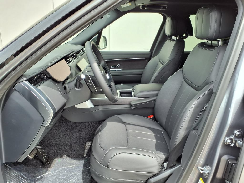 New 2026 Land Rover Range Rover Long Wheelbase SE AWD/4WD image 9