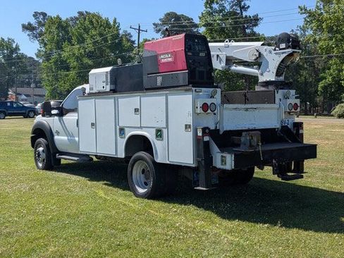 Used 2015 Ford F550 4x4 Regular Cab Super Duty image 5
