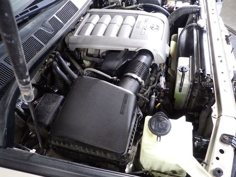 Used 2009 Toyota Tundra SR5 AWD/4WD image 12