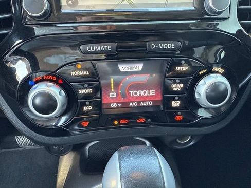 Used 2016 Nissan Juke SL image 28