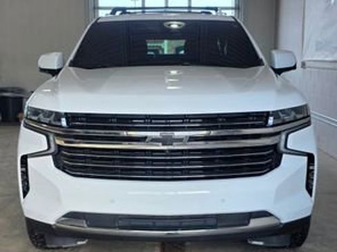 Used 2021 Chevrolet Tahoe LT w/ LT Signature Package image 11