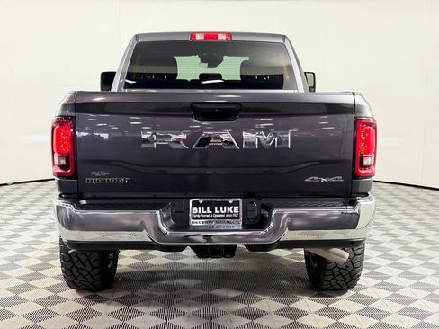 Used 2026 RAM 2500 Big Horn AWD/4WD image 9