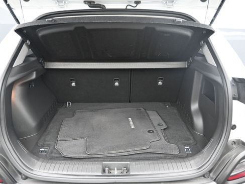 Used 2021 Hyundai Kona SE FWD image 23