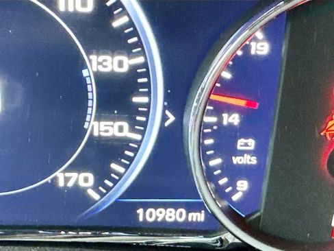 Used 2023 GMC Terrain Denali image 10