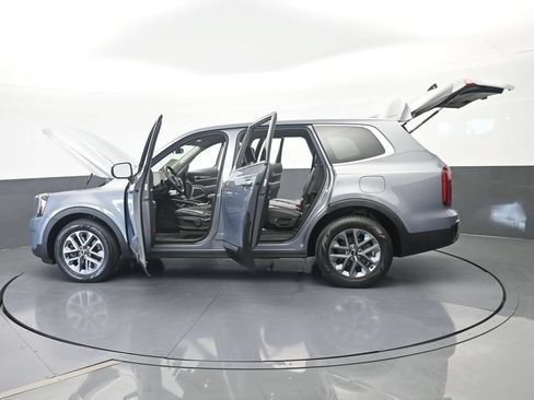 Used 2024 Kia Telluride LX FWD image 63