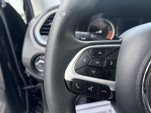 Used 2021 Jeep Renegade Sport w/ Sport Appearance Group image 17