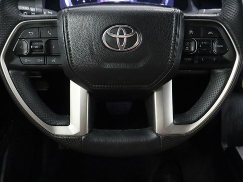 Certified 2025 Toyota Tacoma TRD Off-Road AWD/4WD image 25