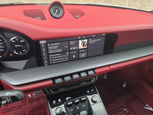 Certified 2020 Porsche 911 Carrera 4S image 41