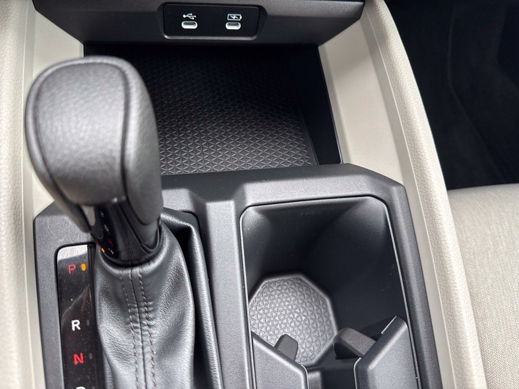 Used 2024 Honda Accord EX image 31