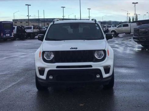 Certified 2022 Jeep Renegade Altitude w/ Convenience Group image 3