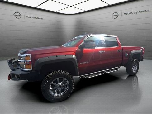 Used 2017 Chevrolet Silverado 2500 LTZ w/ Vortec Plus Package AWD/4WD image 8