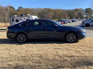 Used 2024 Honda Accord EX video 2