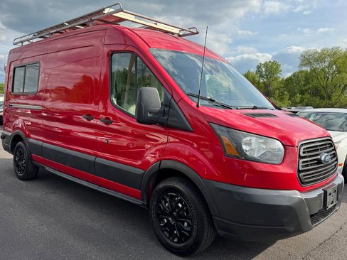 Used 2015 Ford Transit 250 148 Medium Roof RWD image 4
