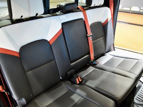 Used 2023 GMC Canyon AT4X AWD/4WD image 26