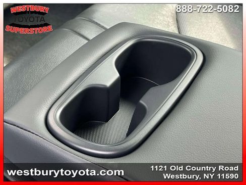 Used 2023 Toyota Camry XLE w/ Navigation Package image 17