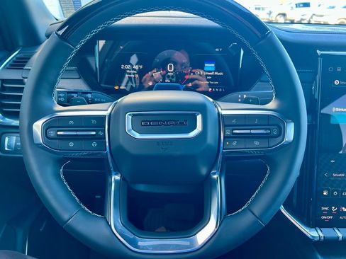 New 2026 GMC Acadia Denali w/ Super Cruise Package image 15