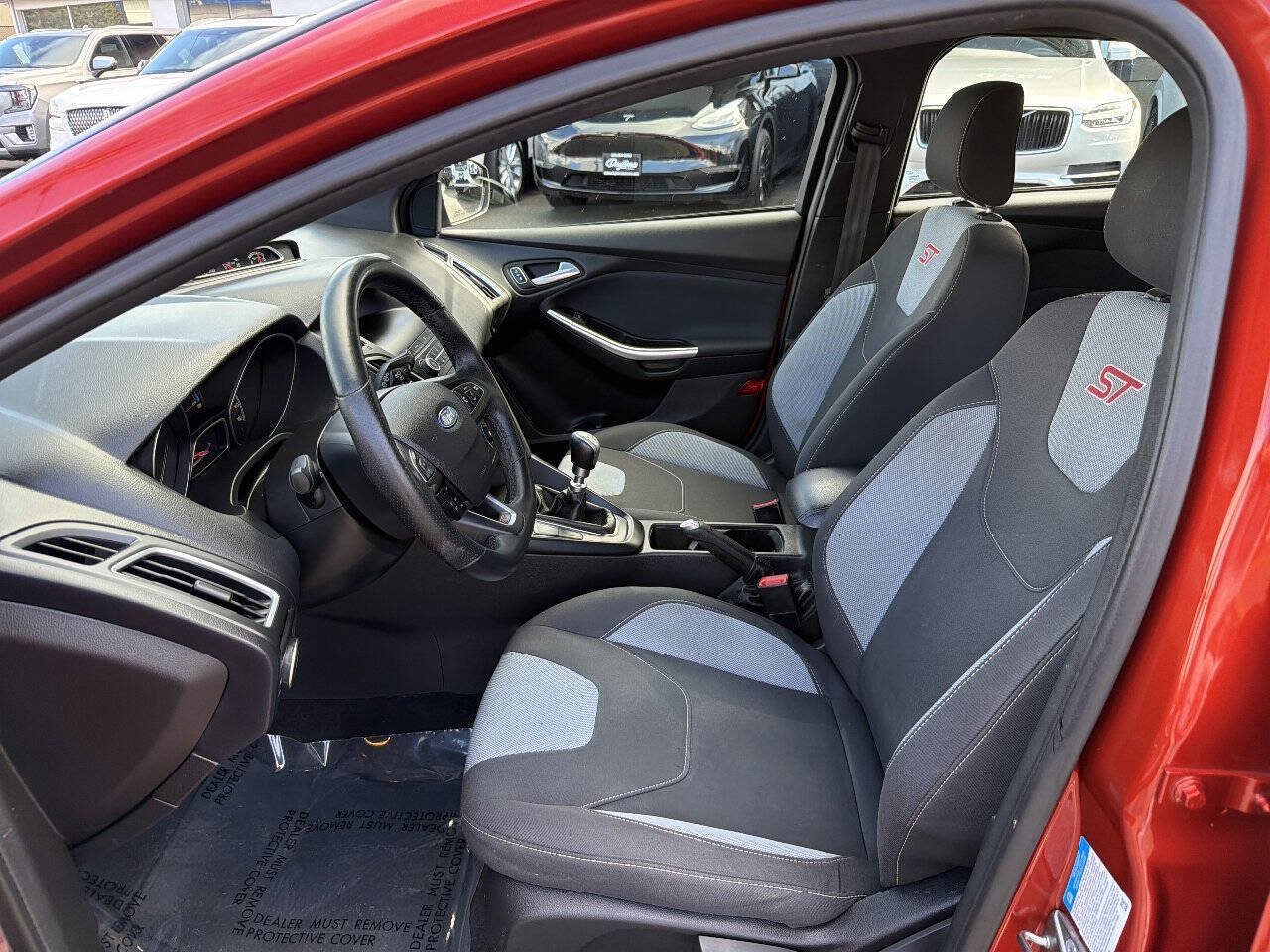 Used 2018 Ford Focus ST FWD image 37