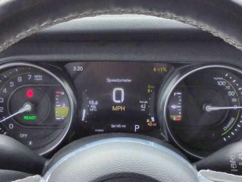 Used 2021 Jeep Wrangler Unlimited Sahara w/ Cold Weather Group AWD/4WD image 33